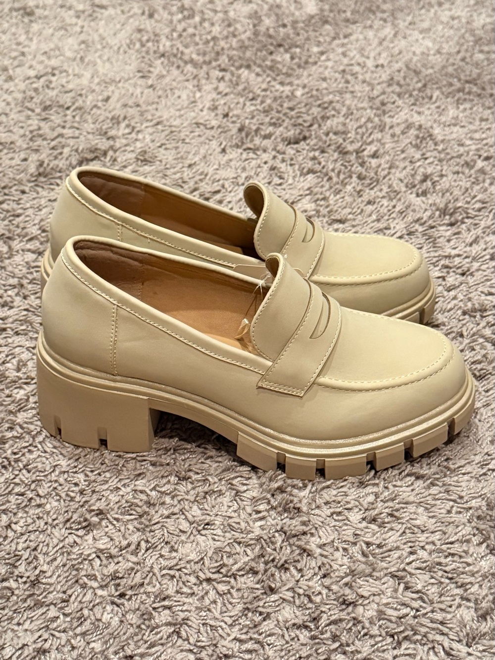 Sincerly Jules Dylan Cream Chunky Lug Penny Loafers